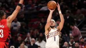 Selecciones de playoffs de la NBA de 2026: los expertos predicen torneos de entrada y enfrentamientos de primera ronda