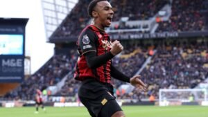 Rumores de traspasos, noticias: Man United, Liverpool y Chelsea miran al delantero del Bournemouth