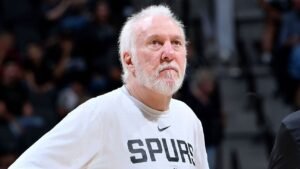 Gregg Popovich se dirige a los Spurs antes de su serie de playoffs contra Portland