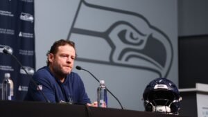 Los Seahawks quieren bajar en el draft de la NFL, dispuestos a negociar en la NFC Oeste