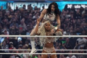 Kenny Omega reacciona a Jade Cargill utilizando su finisher en WrestleMania 42