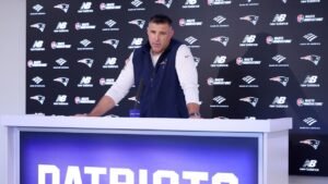 Mike Vrabel buscará asesoramiento y se perderá el día 3 del Draft de la NFL con los Patriots