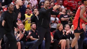 Udoka llama a los Rockets tras el tercer partido: ‘Juventud o miedo ahora mismo’