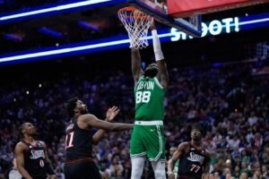 Pese al regreso de Joel Embiid, los 76ers luchan en la derrota del cuarto partido de 32 puntos