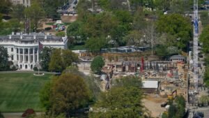 National Trust dice que no retirará la demanda contra el salón de baile de Trump después de la solicitud del Departamento de Justicia