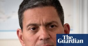 Los recortes en la ayuda al extranjero empeorarán los choques en la economía global, dice David Miliband | David Miliband