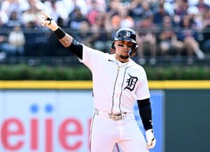 Ahora su siguiente truco: el mago Javier Báez corre por los Tigres