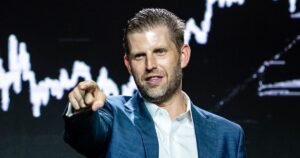 La criptoempresa de la familia Trump bajo el fuego de un gran inversor