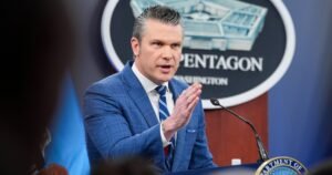Hegseth ataca a los medios ‘patrióticos’ y compara a los periodistas con grupos bíblicos judíos