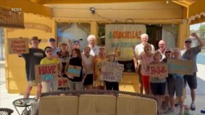 MIRAR: Diversión para difundir ‘Oldchellas’