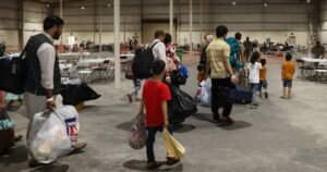 Trump podría enviar aliados afganos al Congo