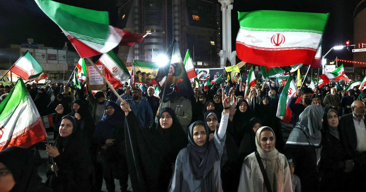 260428-iran-2-rs-17b5fc.jpg