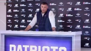 MIRAR: Vrabel regresa a los Patriots después de una controvertida ausencia en el draft
