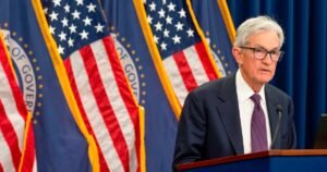 Powell permanecerá en el consejo de la Fed hasta que acabe la investigación del DOJ