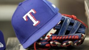 Los Rangers liberan al amigo cercano del ex Yankee, el velocista de OPS de .578 de los Padres, Aaron Judge