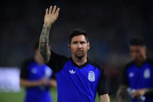 Portadas, la nueva aventura de Messi, debate en Madrid…