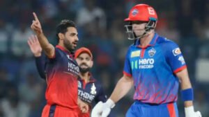 ¡Seis menos por 13! Bhuvneshwar Kumar y Hazlewood se desenfrenan mientras las capitales de Delhi registran la puntuación de juego de poder más baja en la historia de la IPL