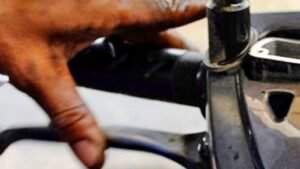 Por eso los frenos de la moto cambian después de un largo viaje