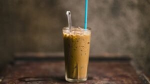 Una taza de café y de té ya es cara, los efectos de la guerra empiezan a sentirse en el sector culinario.