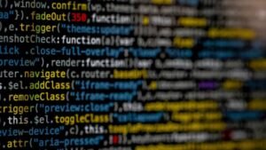 Nativos digitales capacitados para convertirse en agentes encubiertos de ciberseguridad