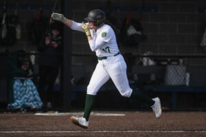 El softbol de Jefferson avanza a 5-0 en defensa del título estatal Clase AA