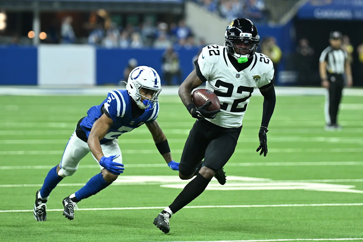 Jarion Jones de los Jaguars cedió el número 22 a Jalen Huskies