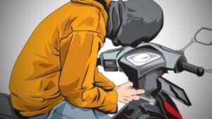 Un hombre enojado con los residentes después de no poder robar una motocicleta en el oeste de Yakarta