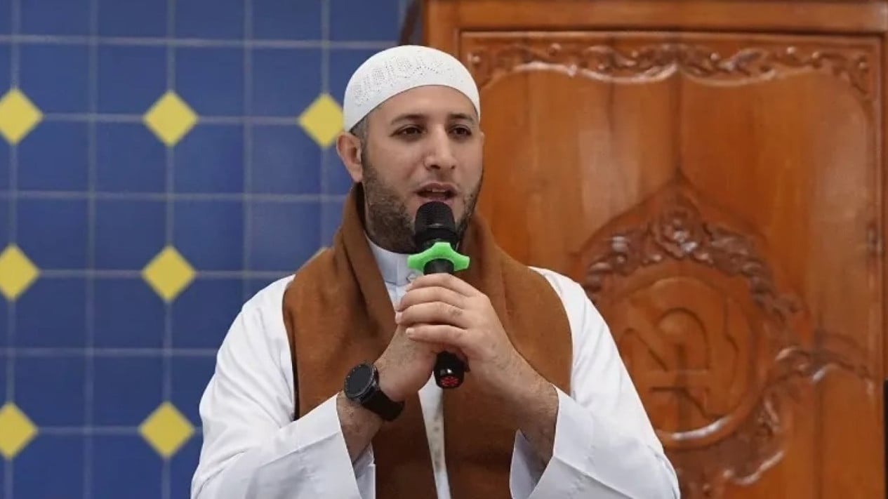 69e1acb746c69-syekh-ahmad-al-misry_gemini_1265_711.jpg