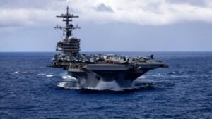 El portaaviones USS George HW Bush se acerca a Irán, ¿señal de una nueva presión estadounidense?