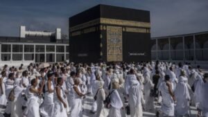 Toda la congregación Hajj de la República de Indonesia se encuentra en la Markaziya de Medina.
