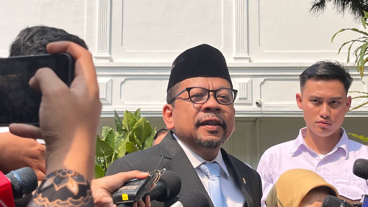 69ef109ecdb5b-kepala-staf-kepresidenan-ksp-muhammad-qodari-di-kompleks-istana-kepresidenan_gemini_12.jpeg