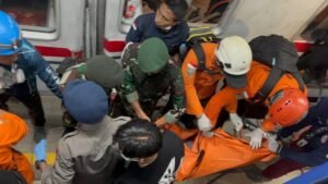 La colisión entre KRL y KA Argo Bromo evacua a los pasajeros de Basaranas, con un total de 92 víctimas