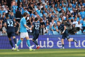 El Napoli creció tras la derrota ante la Lazio, con el Inter posiblemente a una victoria de la corona de la Serie A.