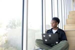 Conocimiento del clima vinculado al estrés de los estudiantes