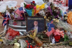 Tienen. Aprueba el “Charlie Kirk Act” defendiendo a los ponentes del campus