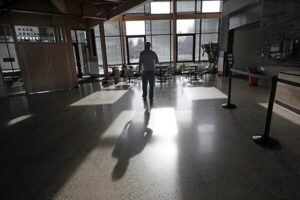 Hampshire College anuncia el cierre