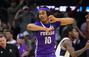 Alex Wilkins llega para visitar Kentucky; Cruz Davis también planea visitar