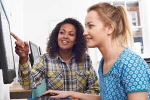 Cómo los tutores pueden apoyar el pensamiento de los estudiantes