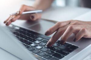 Mi búsqueda de empleo me ha llevado a una decisión que me ha dejado en conflicto sobre qué hacer