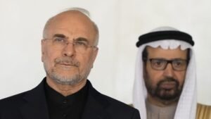 Irán se burla de Trump y amenaza los puertos del Golfo por la amenaza de bloqueo