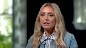 Exasistente dice que se sintió atrapada en la relación con el entrenador despedido de Michigan: “Él sabía que tenía poder sobre mí”