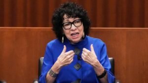 La jueza Sotomayor se disculpa con el juez Kavanaugh por las críticas públicas a las opiniones sobre inmigración