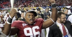 Ex liniero de Alabama acusado de hacerse pasar por jugadores de la NFL para obtener préstamos
