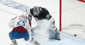 Los Kings volvieron a perder ante los Avalanche, que lideran la serie por 3-0