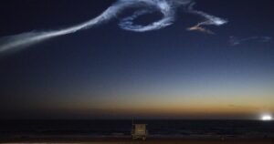 SpaceX resuelve una demanda con la Comisión Costera estatal por vuelos