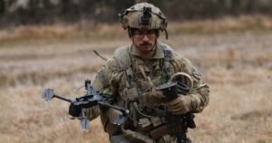 El fabricante de drones de California gastará miles de millones de dólares mientras expande la fabricación al estado