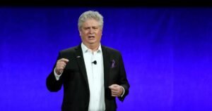 Por qué los propietarios de teatros se resisten al último mega acuerdo de Hollywood