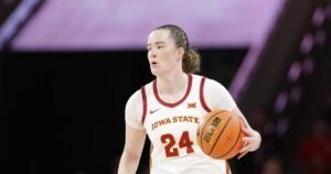 Transferencia superior del campeón defensor de baloncesto femenino de UCLA