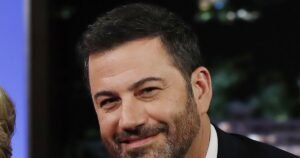 Jimmy Kimmel explica el comentario de la “vida expectante” y no quiere disculparse