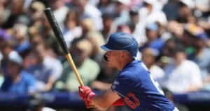 Ryan Ward tuvo un sólido debut con los Dodgers, el bullpen volvió a desperdiciarlo en los Rockies